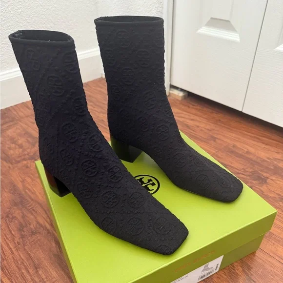 Tory Burch stretch ankle logo jacquard boot - Picture 2 of 11